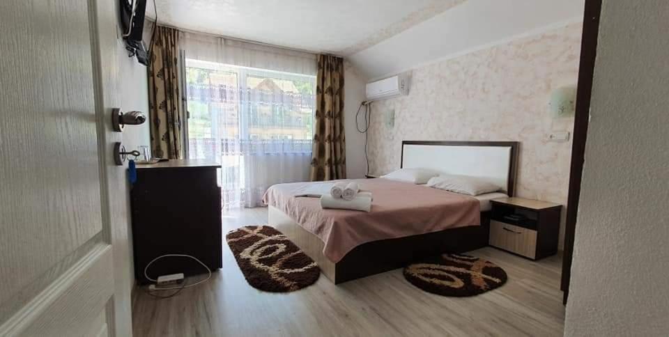 Appartamento Casa Mimi Băile Herculane Esterno foto
