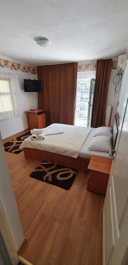 Appartamento Casa Mimi Băile Herculane Esterno foto