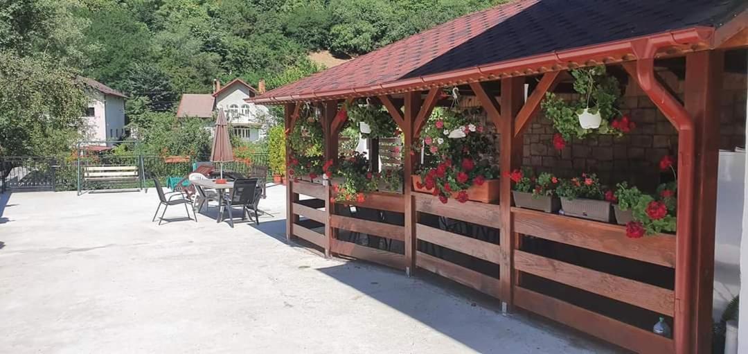 Appartamento Casa Mimi Băile Herculane Esterno foto