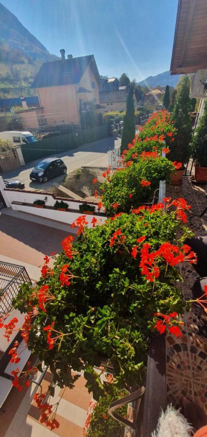 Appartamento Casa Mimi Băile Herculane Esterno foto